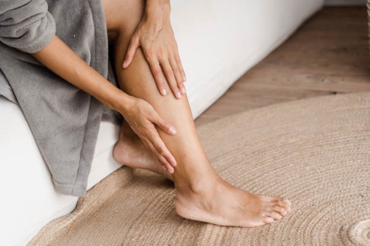 Leg Pain Giving You Grief? Here’s the Lowdown on When to Freak and When to Chill